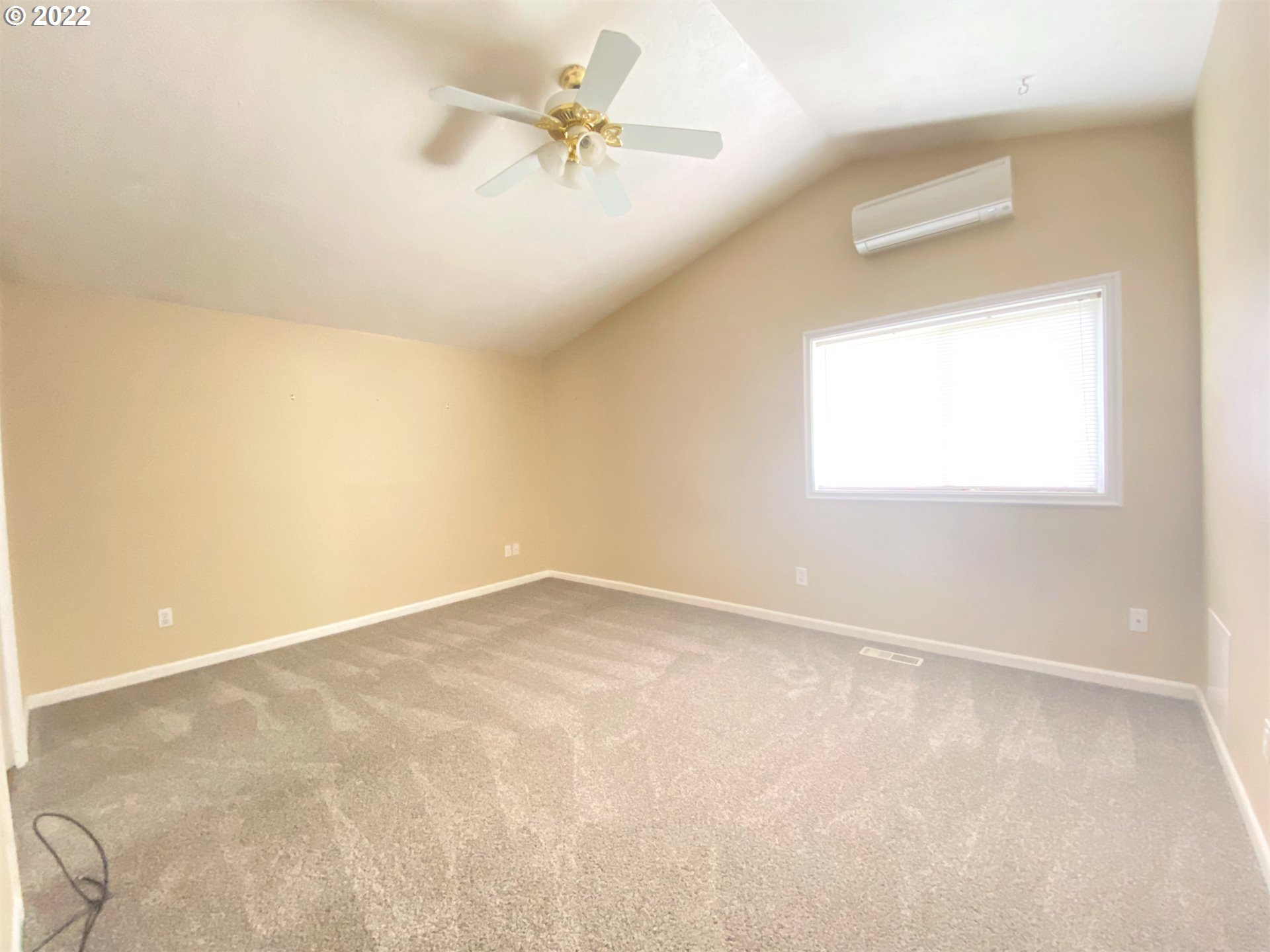 1135 Cal Young Road Eugene, OR 97401 - Photo 13 of 27