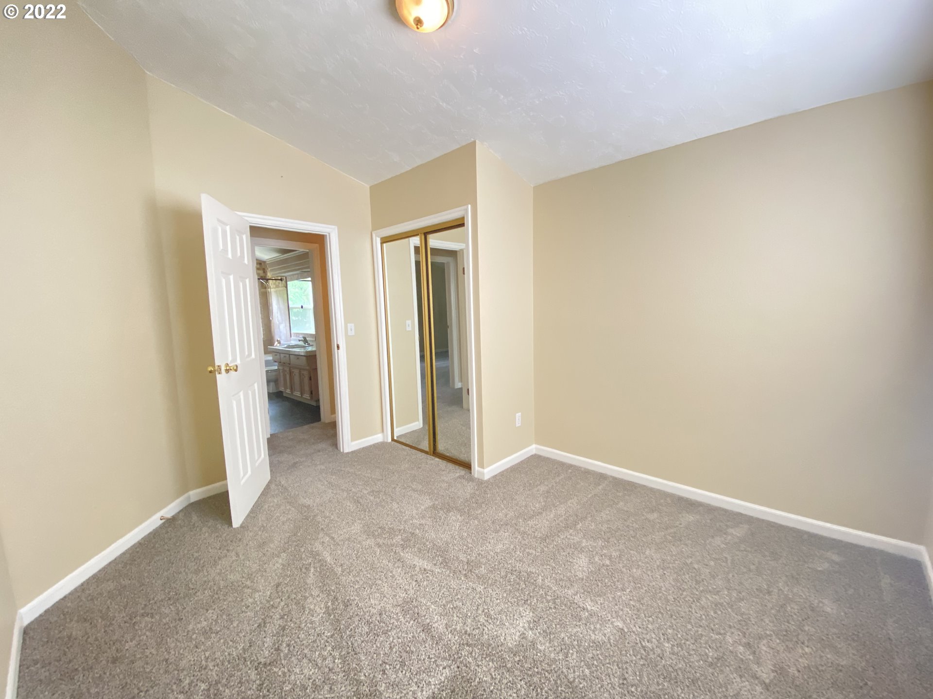 1135 Cal Young Road Eugene, OR 97401 - Photo 17 of 27