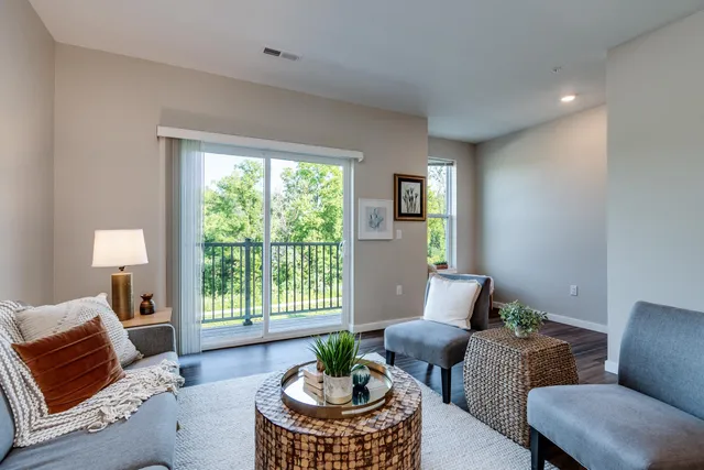 $397,500 | 2674 Notre Dame Drive, Unit 104, Fitchburg, WI 53711