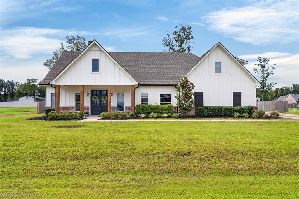 690 Popsi Lane Stonewall, LA 71078 - Photo 1 of 35 front of home