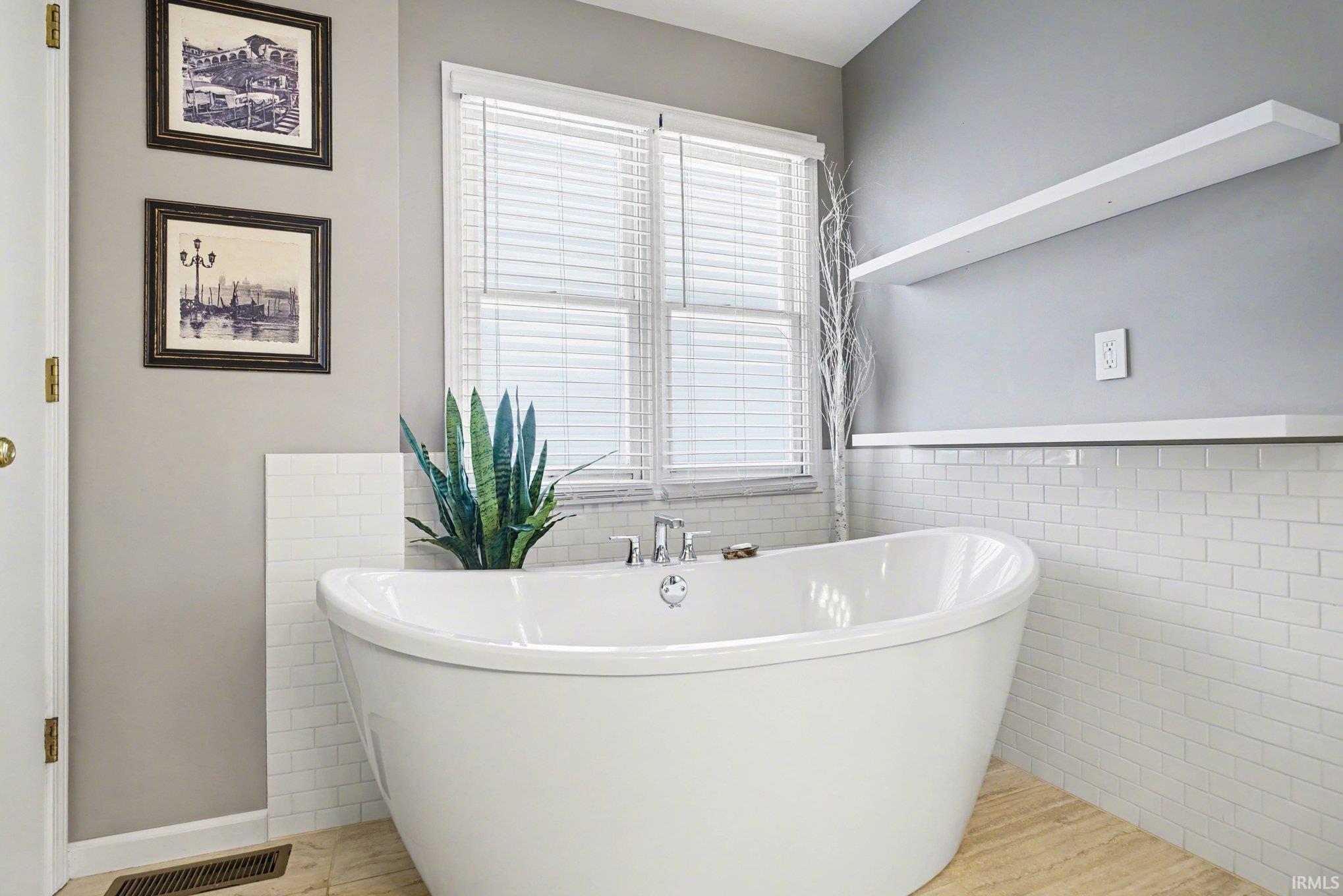 20981 Rivers Edge Drive Goshen, IN 46528 - Photo 14 of 26