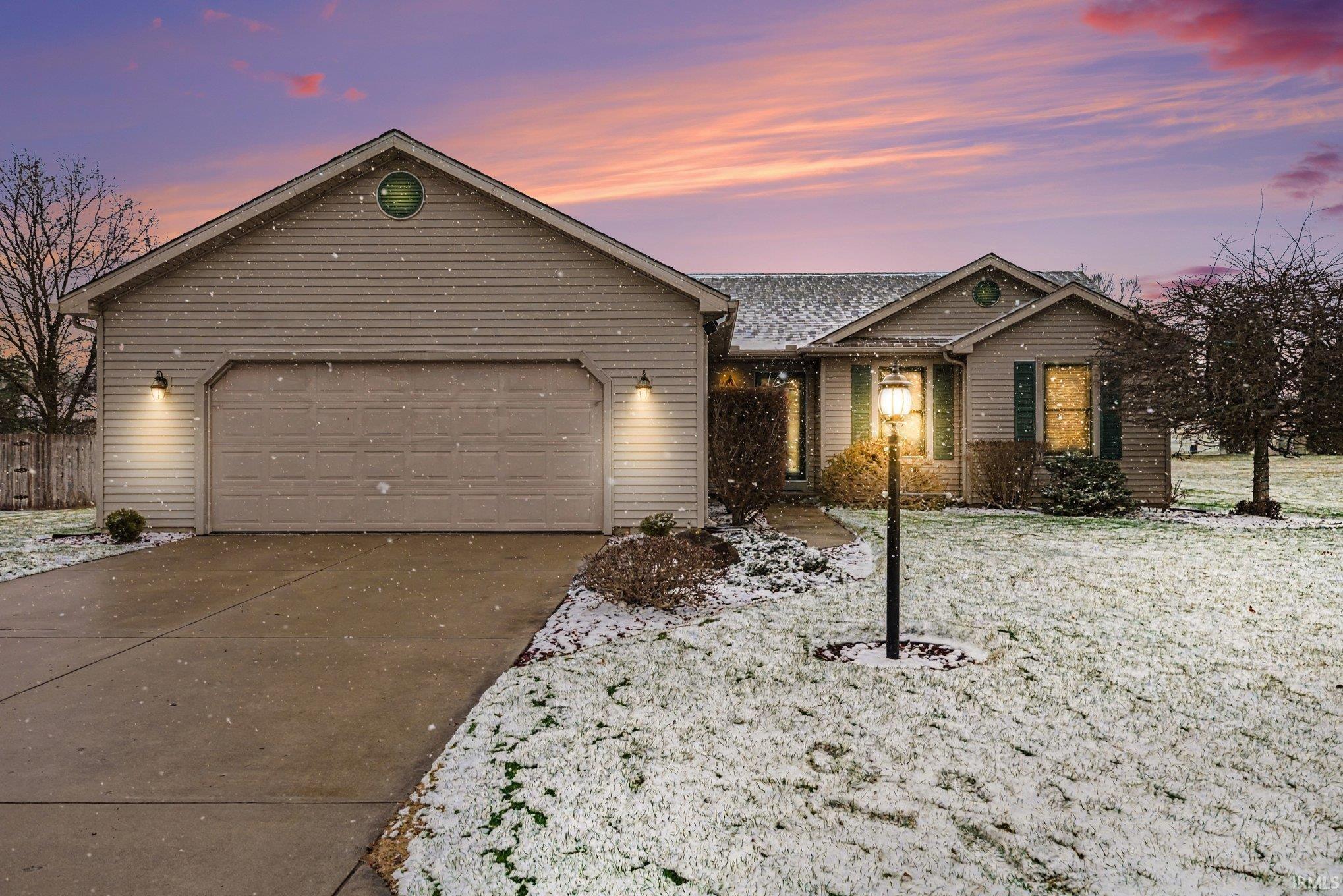 20981 Rivers Edge Drive Goshen, IN 46528 - Photo 2 of 26