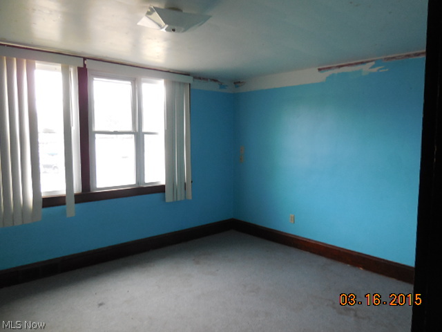 258 Darrow Road Akron, OH 44305 - Photo 6 of 10