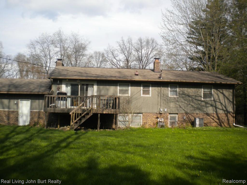 8155 Reese Road Clarkston, MI 48348 - Photo 2 of 24 2014-05-10 12.20