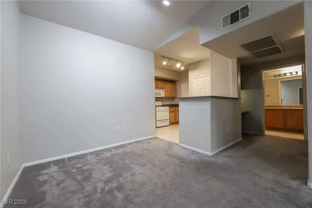 $1,500 | 9975 Peace Way, Unit 2166, Las Vegas, NV 89147