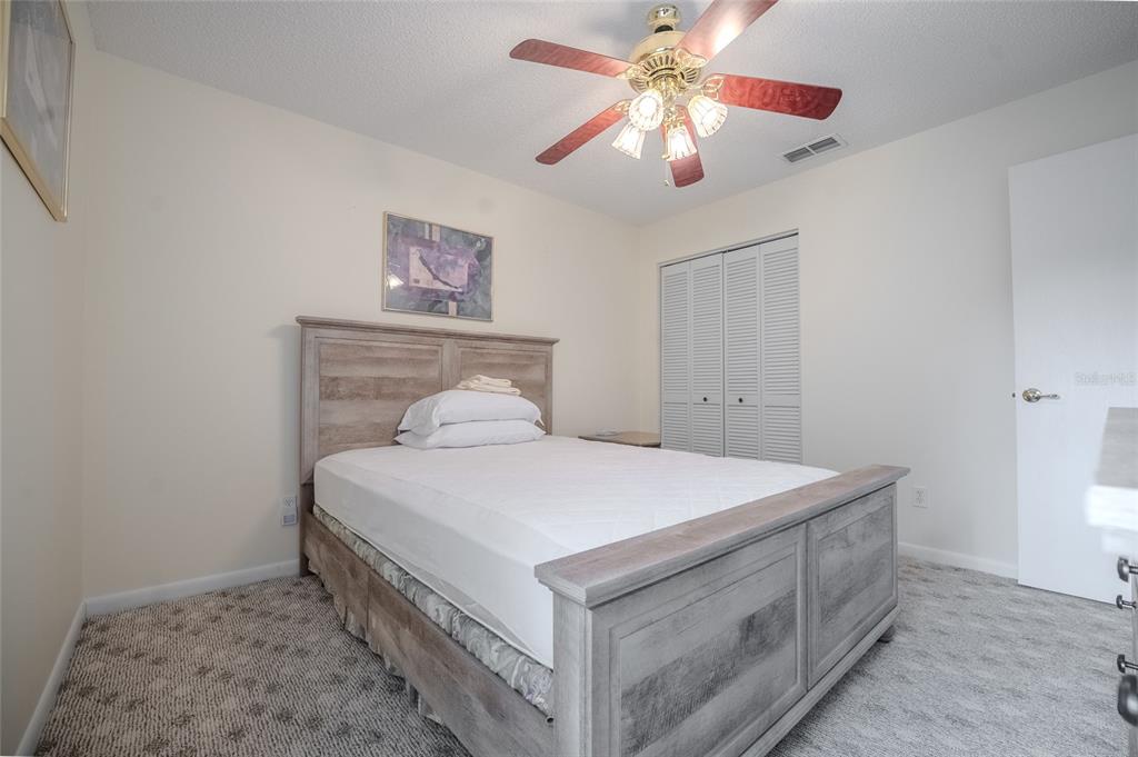 9485 Southwest 92nd Street Road Ocala, FL 34481 - Photo 18 of 23 Gallery Image 18