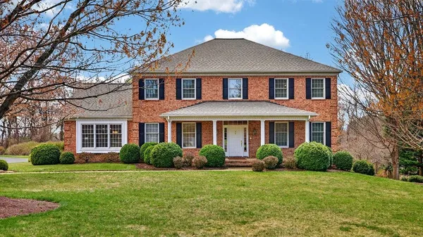 $1,000,000 | 5 Trace Drive, Staunton, VA 24401