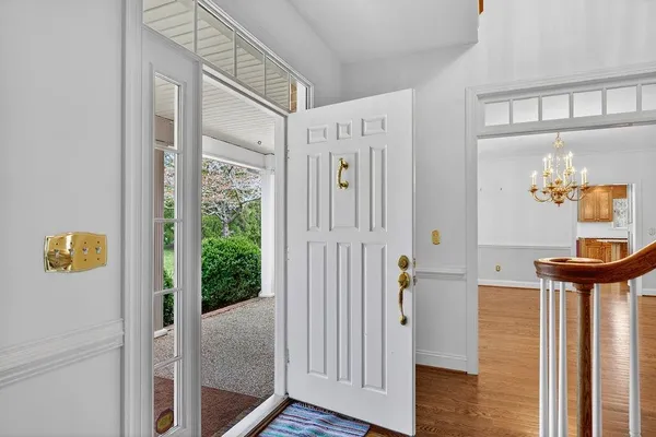 $1,000,000 | 5 Trace Drive, Staunton, VA 24401