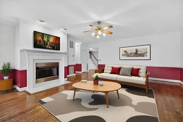 $1,000,000 | 5 Trace Drive, Staunton, VA 24401