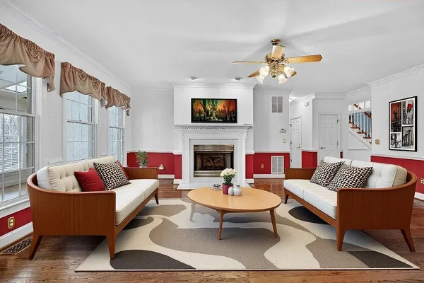 $1,000,000 | 5 Trace Drive, Staunton, VA 24401