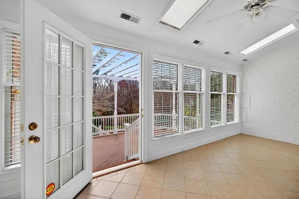 $1,000,000 | 5 Trace Drive, Staunton, VA 24401