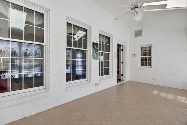 $1,000,000 | 5 Trace Drive, Staunton, VA 24401