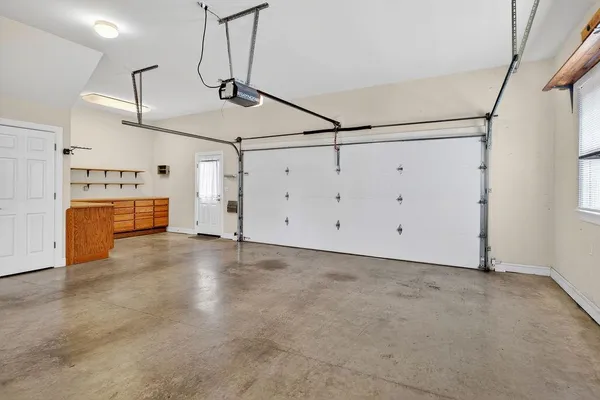 $1,000,000 | 5 Trace Drive, Staunton, VA 24401