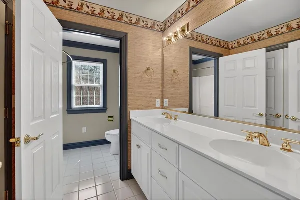 $1,000,000 | 5 Trace Drive, Staunton, VA 24401