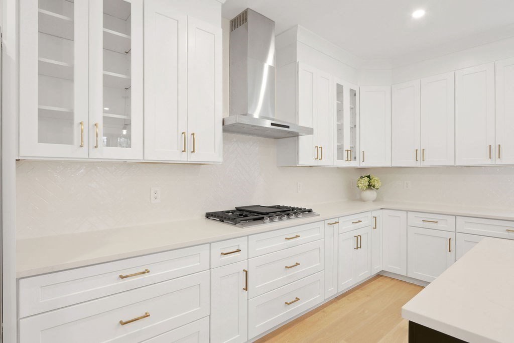 17 Greenleaf Road Natick, MA 01760 - Photo 11 of 42 Gallery Image 11