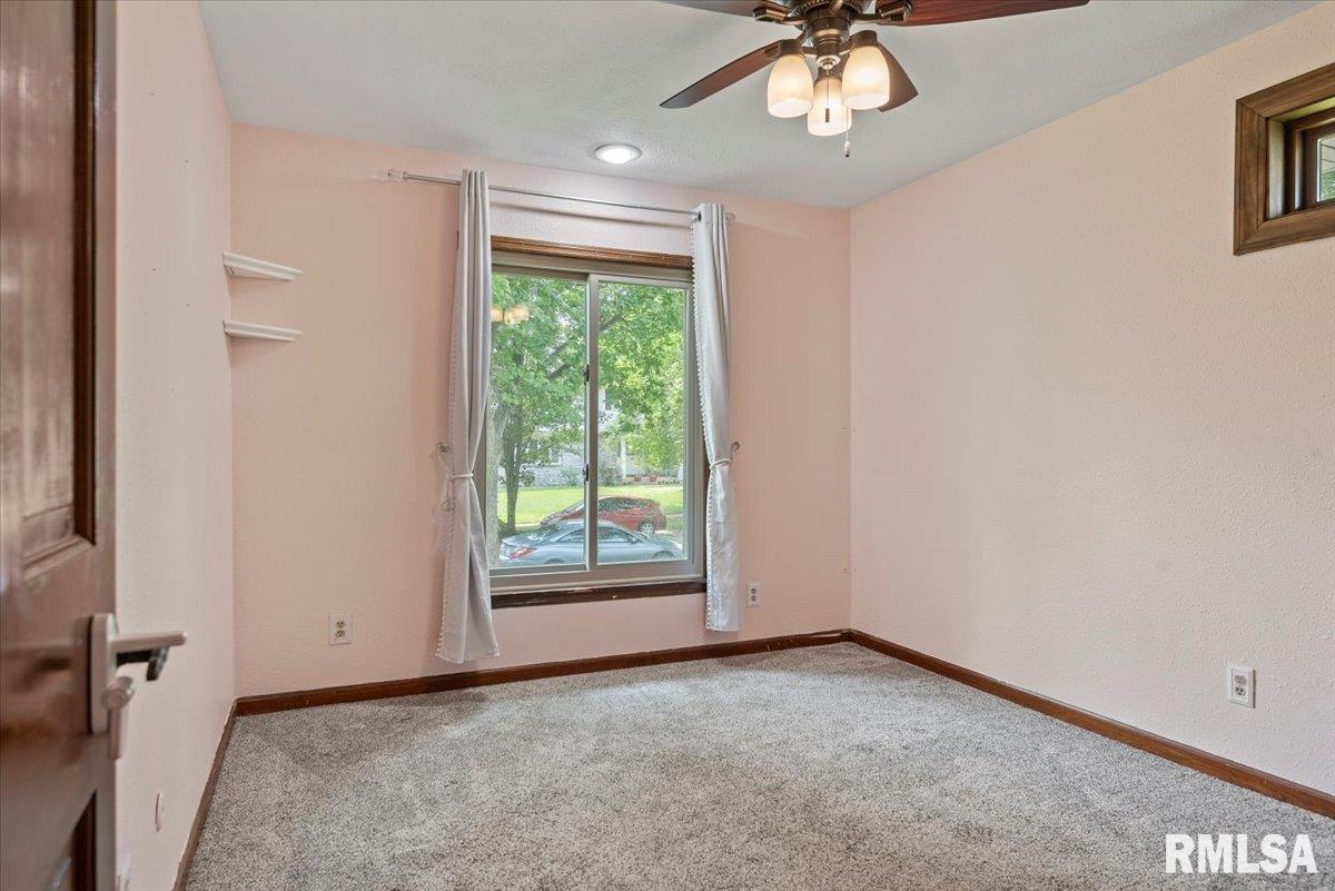 415 Brandywine Road Springfield, IL 62704 - Photo 16 of 37