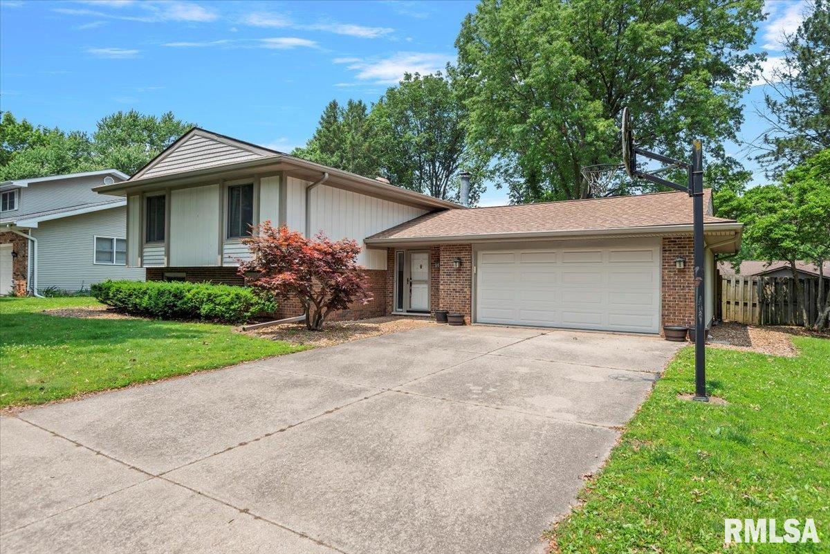 415 Brandywine Road Springfield, IL 62704 - Photo 2 of 37