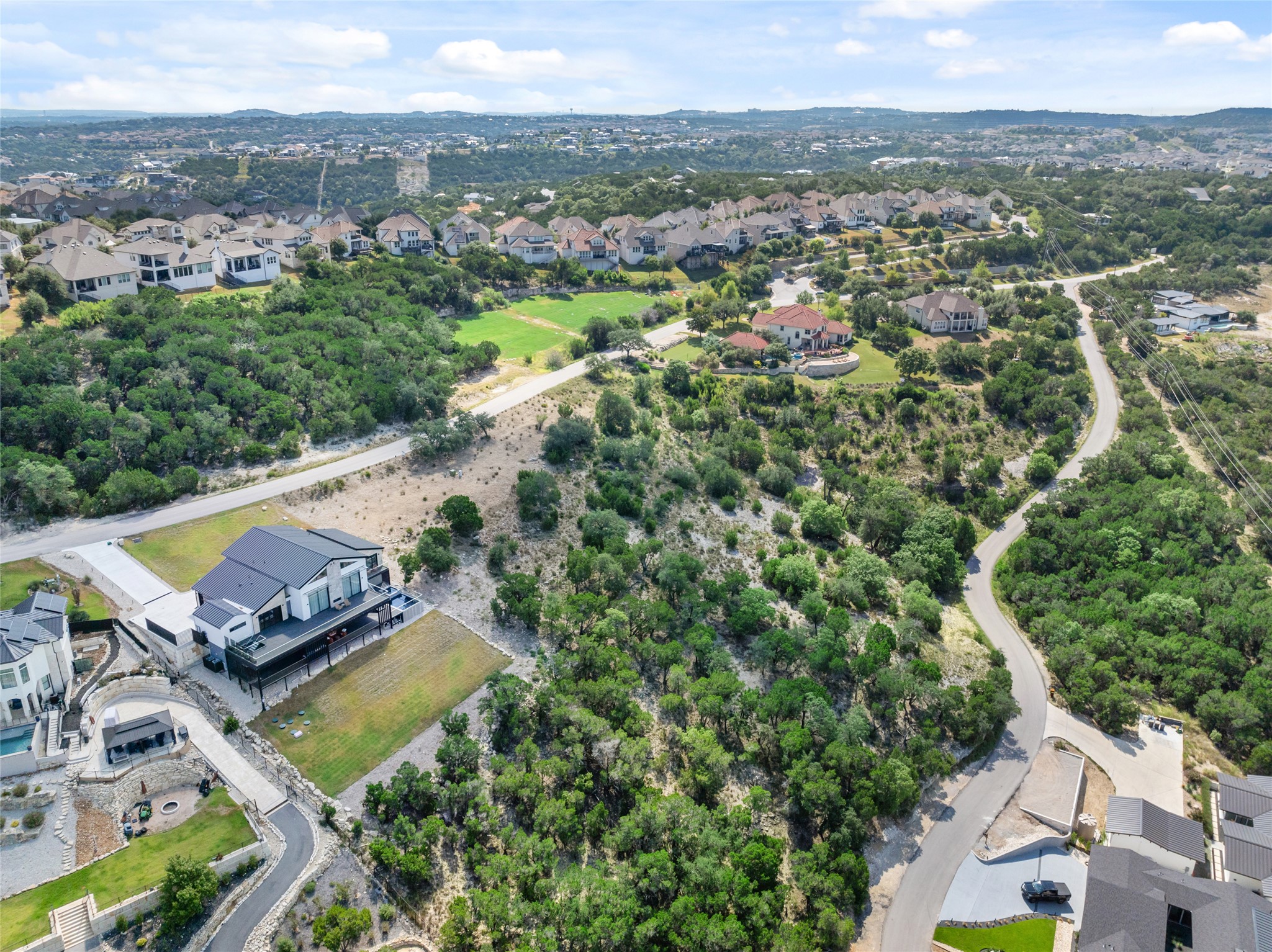 2808 Lakehurst Road Spicewood, TX 78669 - Photo 13 of 16