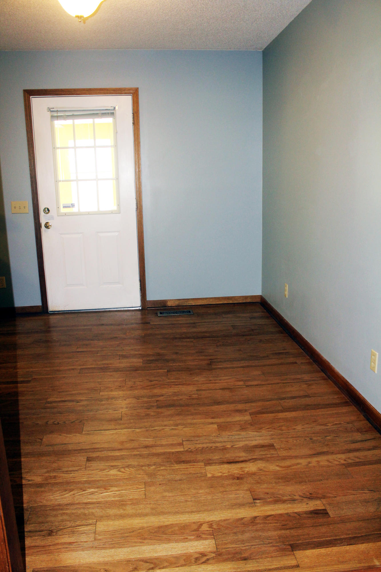 1249 Huffs Ferry Road Loudon, TN 37774 - Photo 11 of 20 IMG_1891 dining area