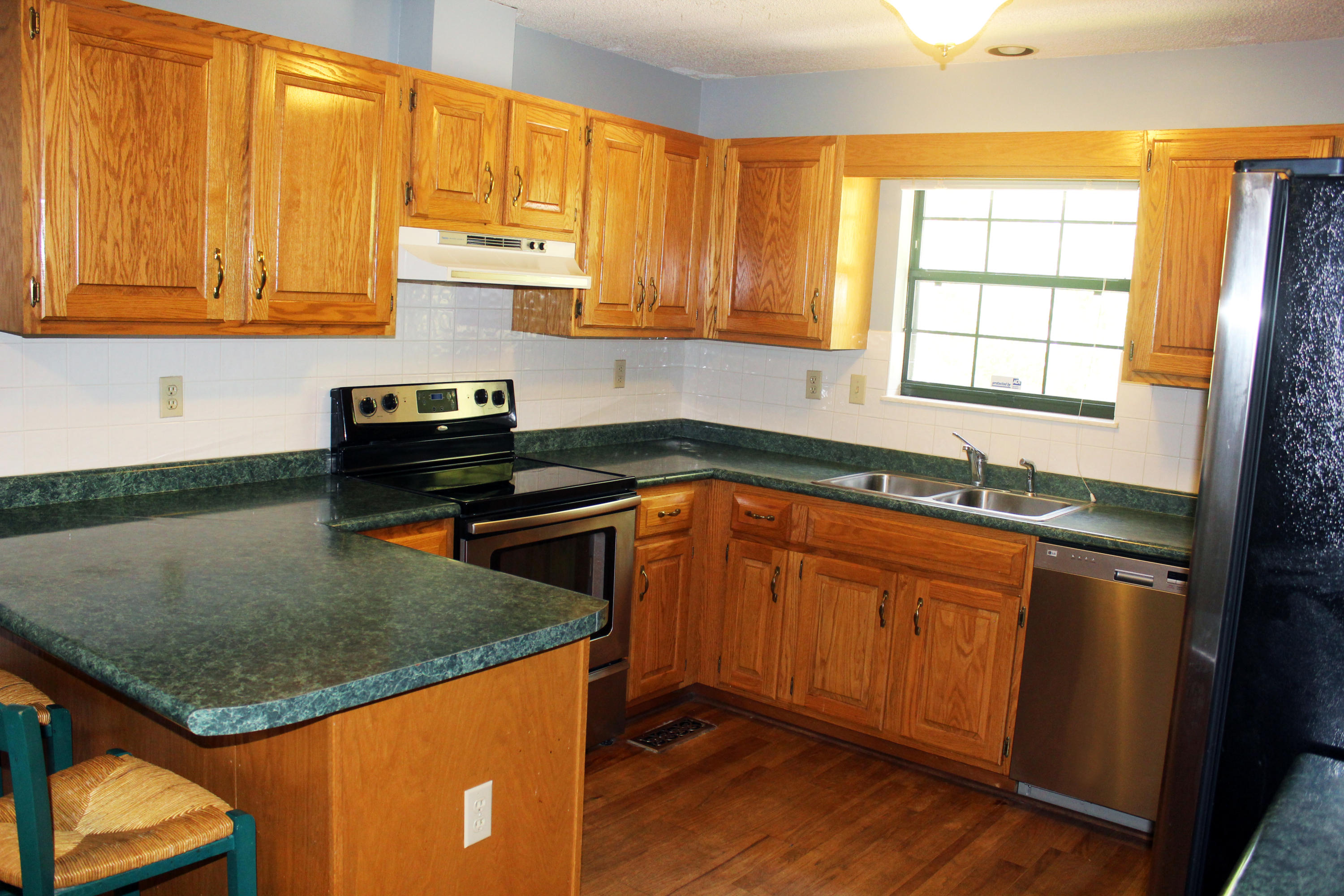 1249 Huffs Ferry Road Loudon, TN 37774 - Photo 8 of 20 IMG_1889 Kitchen