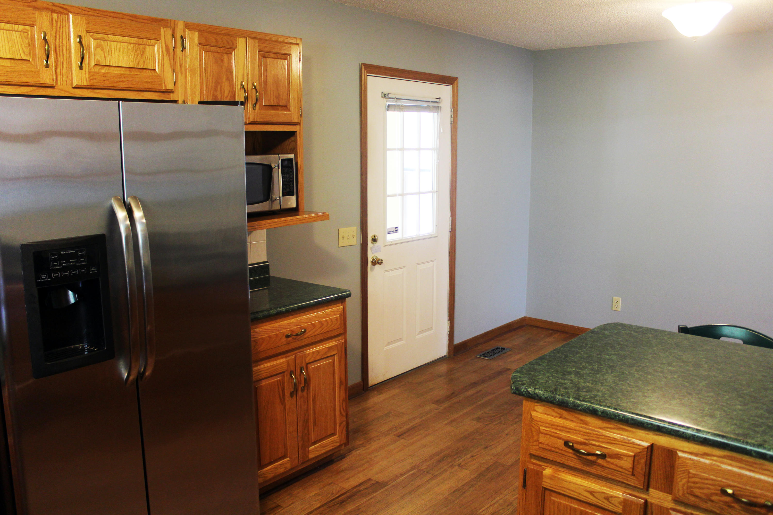 1249 Huffs Ferry Road Loudon, TN 37774 - Photo 9 of 20 IMG_1882 kitchen breakfast area