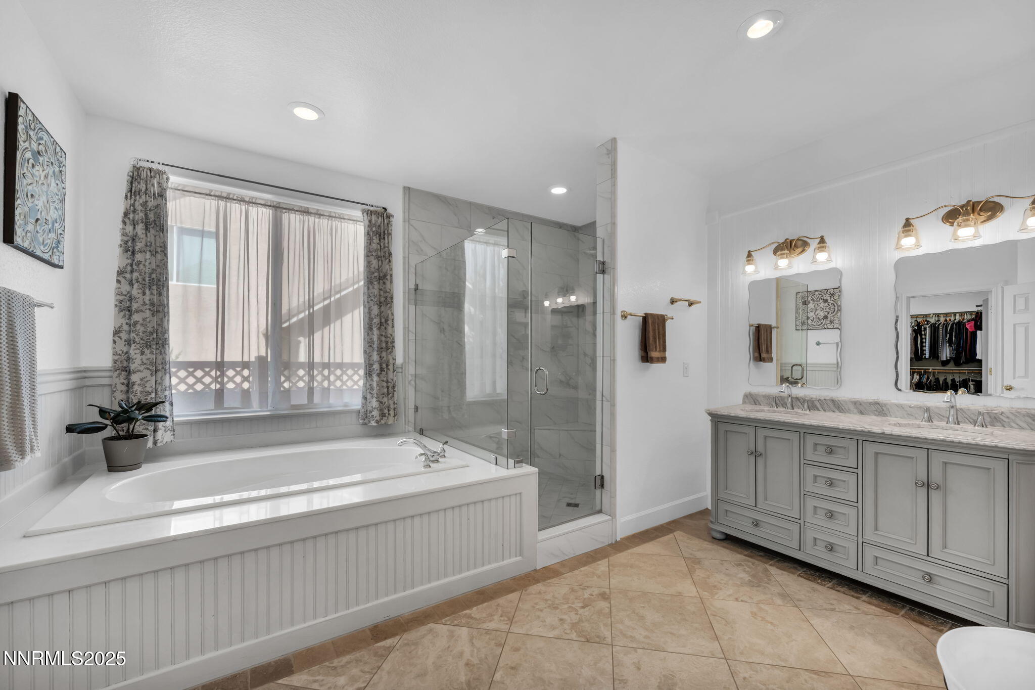 420 Chianti Way Dayton, NV 89403 - Photo 20 of 38 Master Bath