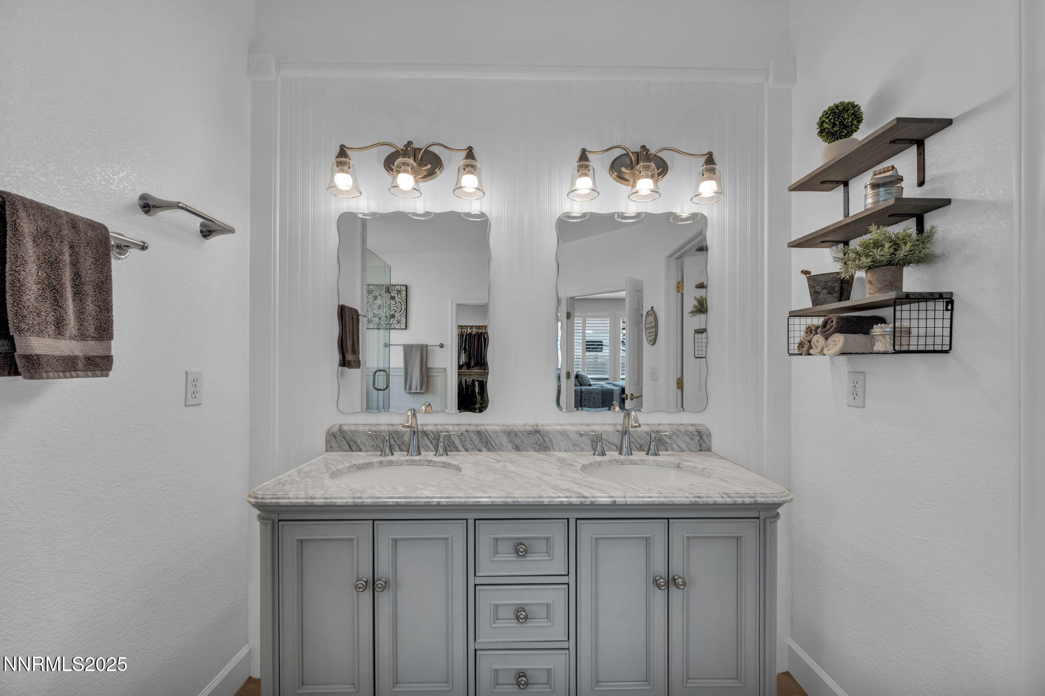 420 Chianti Way Dayton, NV 89403 - Photo 21 of 38 Master Bath