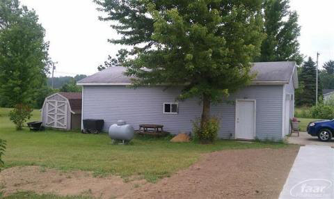 6482 Janice Road Millington, MI 48746 - Photo 2 of 9 20181411-1.JPG
