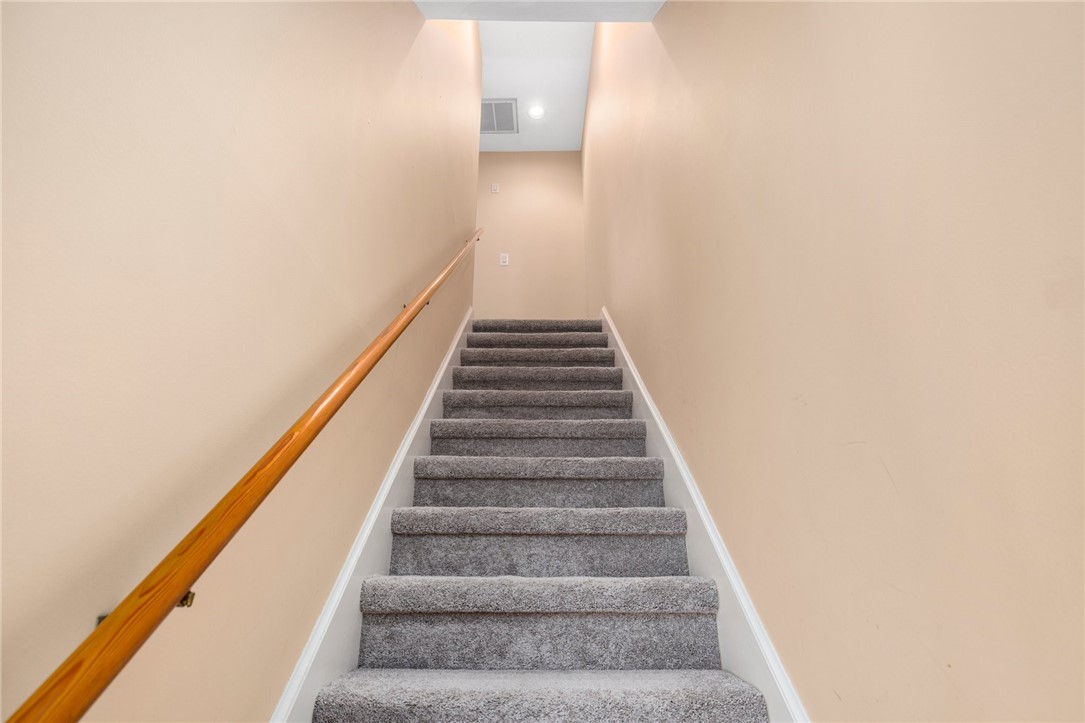 905 Halifax Drive, Unit 905 Warwick, RI 02886 - Photo 19 of 33