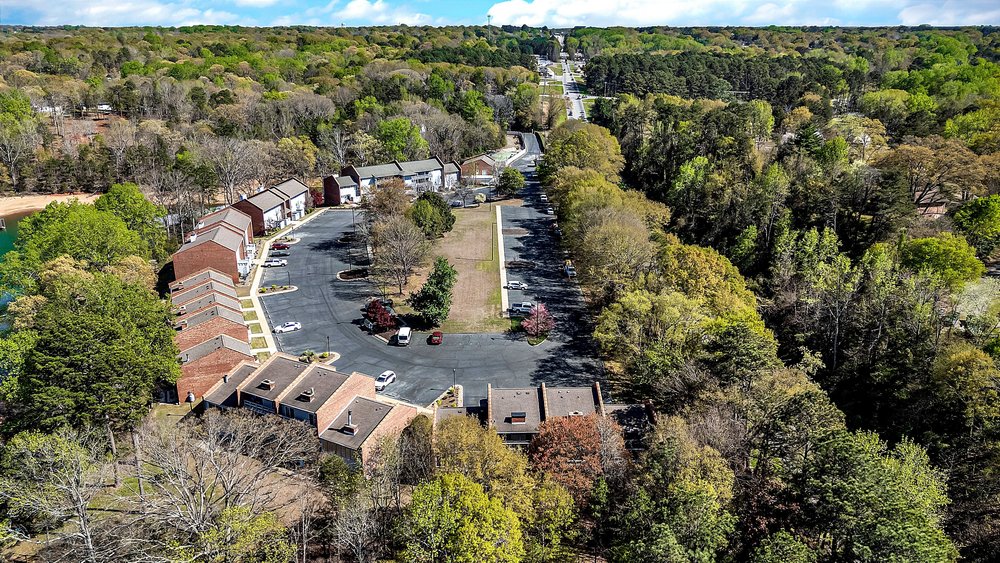 21 Harbor Gate Anderson, SC 29625 - Photo 36 of 44 An aerial view captures the residential community nestled amidst lush, verdant landscapes.