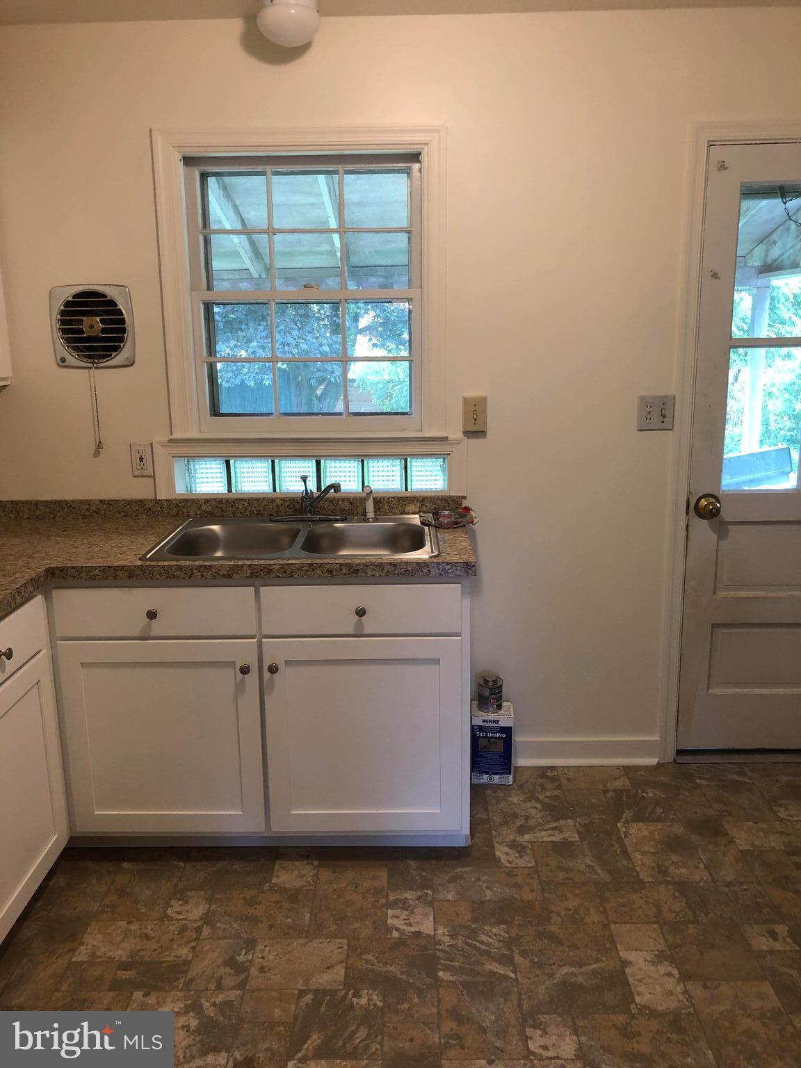 1506 Letchworth Road Camp Hill, PA 17011 - Photo 4 of 14 Gallery Image 4