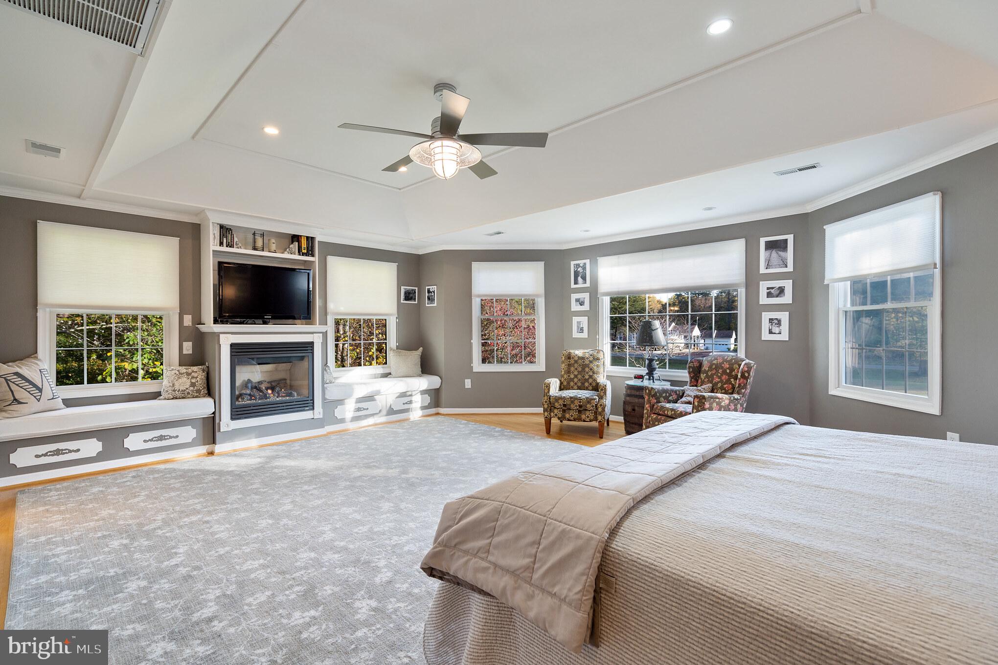 1965 Kings Landing Road Huntingtown, MD 20639 - Photo 29 of 46 Owner's suite with FP, beveled tray ceiling.
