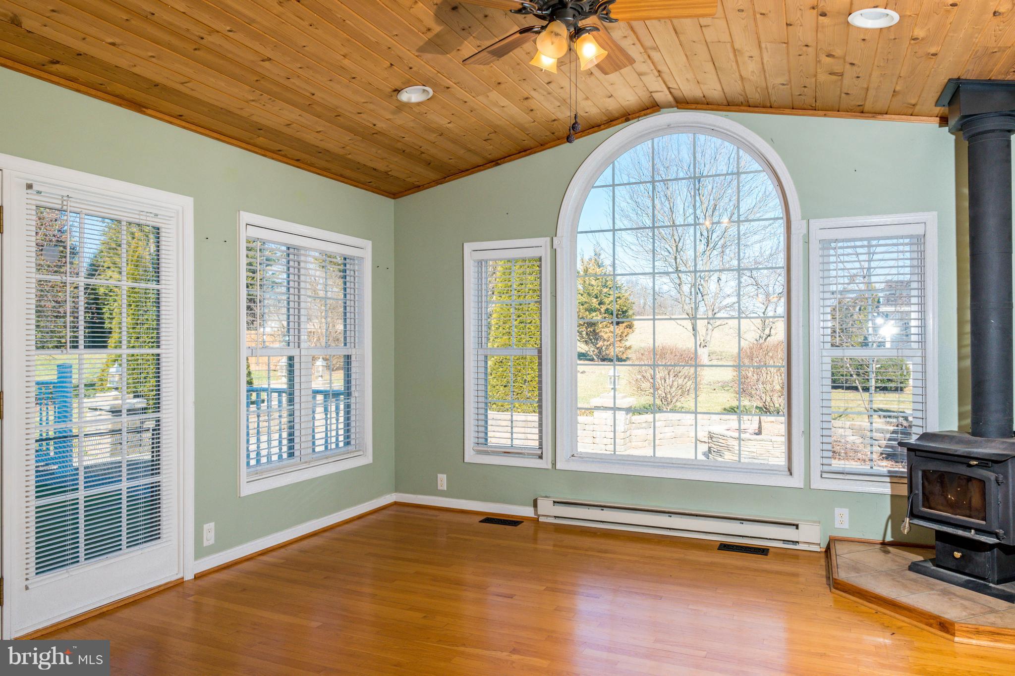 5154 Jolly Acres Road White Hall, MD 21161 - Photo 11 of 30 Family Room