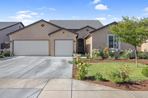 $515,000 | 1977 Sherbrook Avenue, Tulare, CA 93274