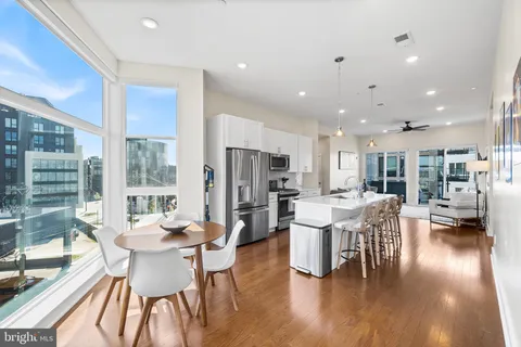 $825,000 | 1102 North 2nd Street, Unit C, Philadelphia, PA 19123