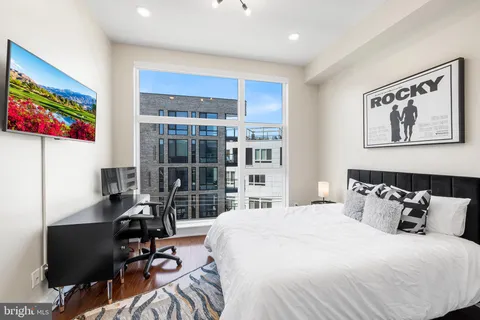 $825,000 | 1102 North 2nd Street, Unit C, Philadelphia, PA 19123