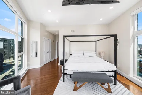 $825,000 | 1102 North 2nd Street, Unit C, Philadelphia, PA 19123