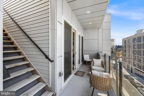 $825,000 | 1102 North 2nd Street, Unit C, Philadelphia, PA 19123