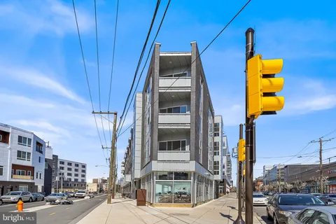 $825,000 | 1102 North 2nd Street, Unit C, Philadelphia, PA 19123