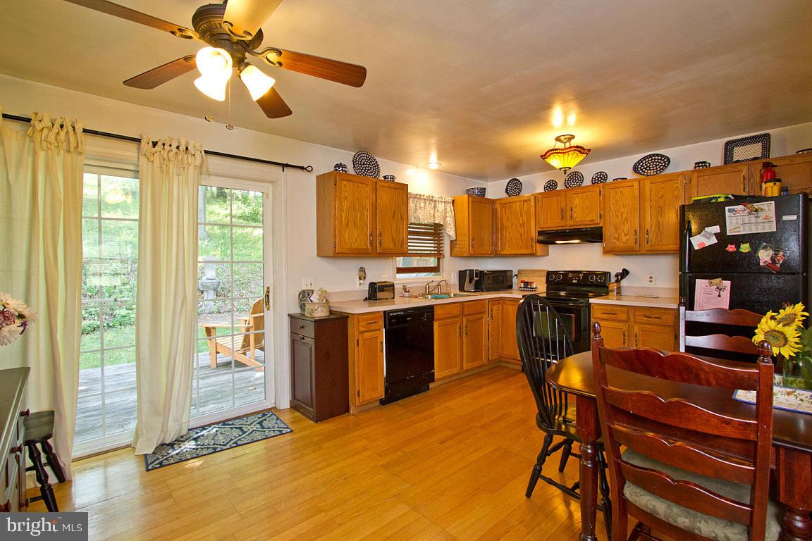 697 White Oak Road Manheim, PA 17545 - Photo 11 of 45