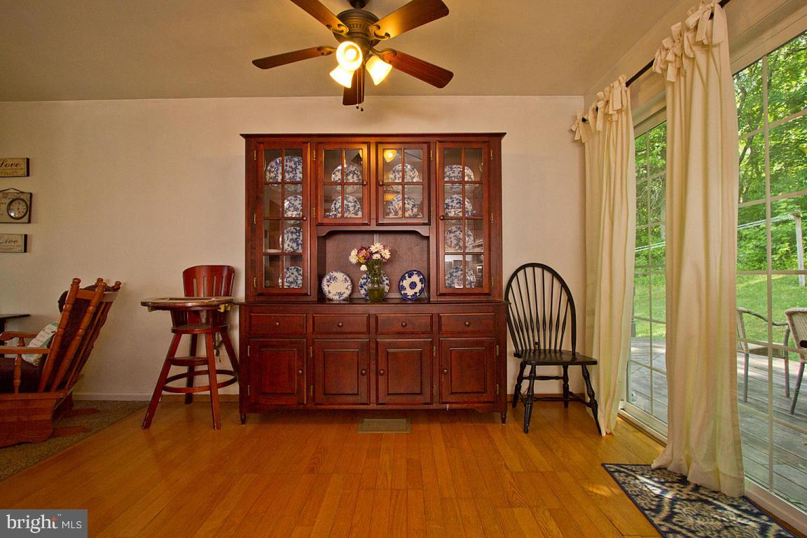 697 White Oak Road Manheim, PA 17545 - Photo 12 of 45