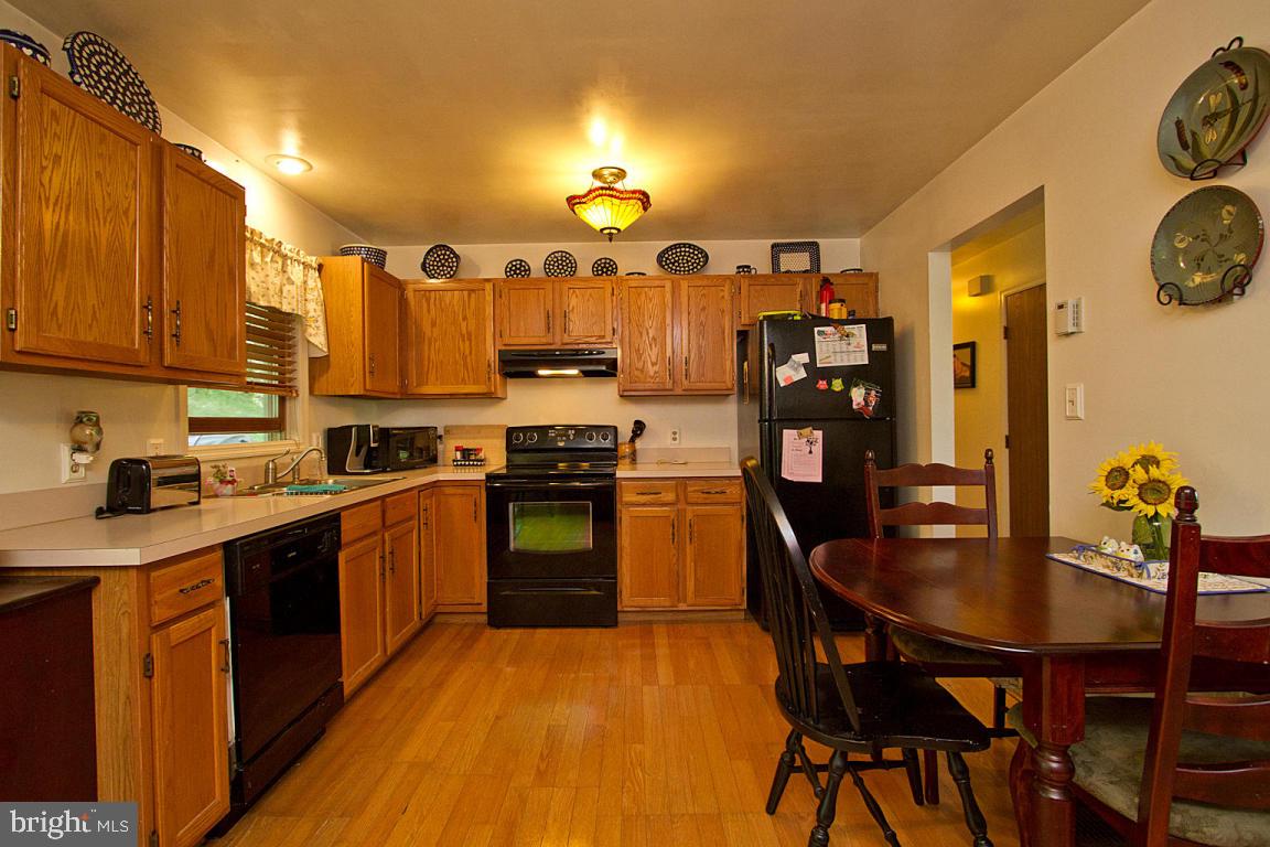 697 White Oak Road Manheim, PA 17545 - Photo 14 of 45
