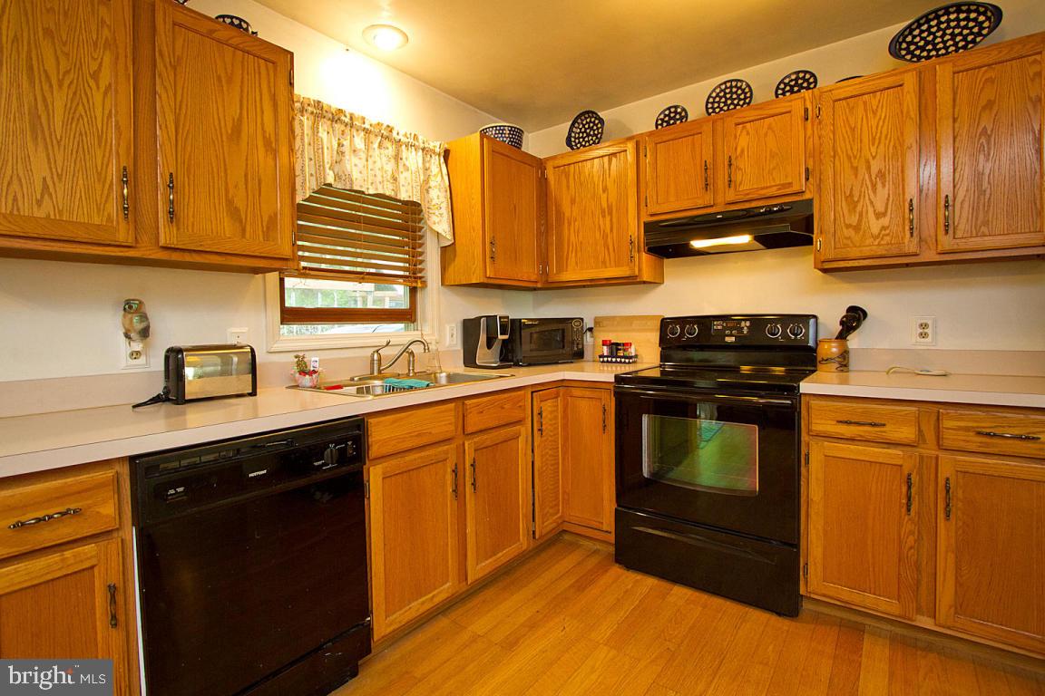 697 White Oak Road Manheim, PA 17545 - Photo 15 of 45