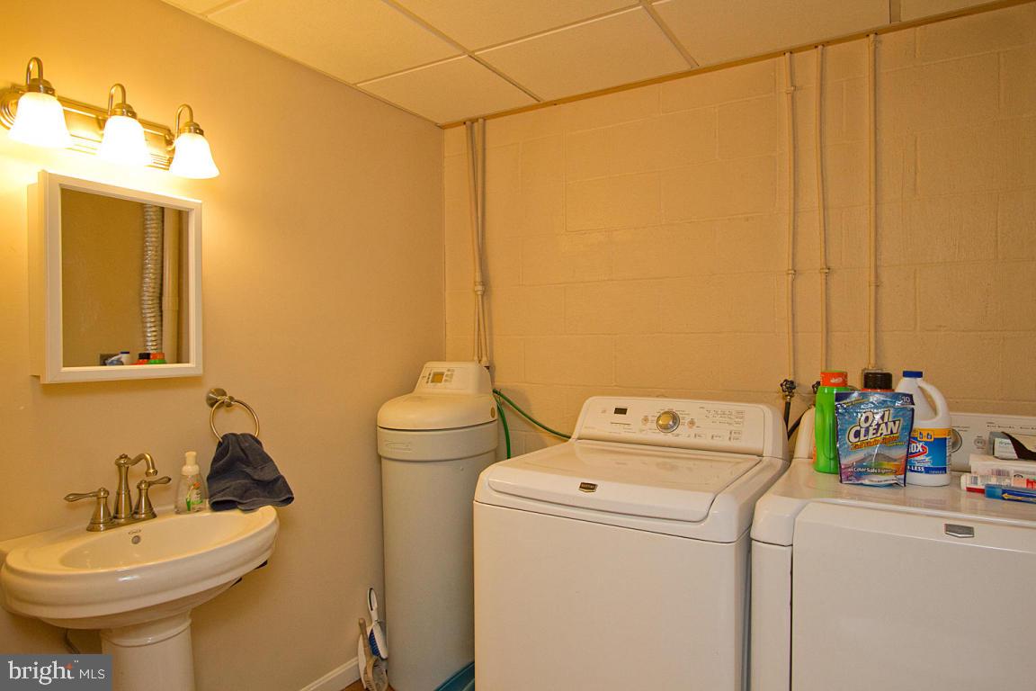 697 White Oak Road Manheim, PA 17545 - Photo 34 of 45