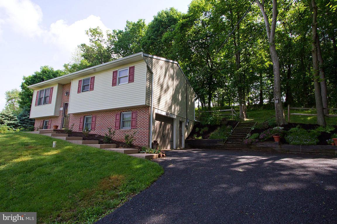 697 White Oak Road Manheim, PA 17545 - Photo 35 of 45