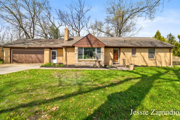 $335,000 | 3041 Giddings Avenue Southeast, Grand Rapids, MI 49508