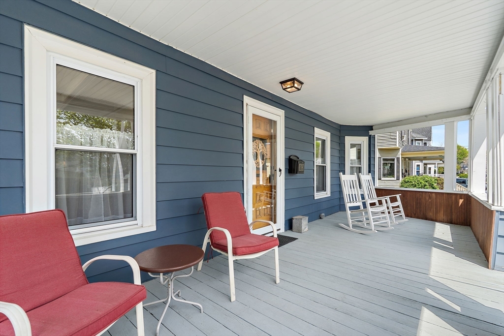 18 O'Neil Street Hudson, MA 01749 - Photo 2 of 40