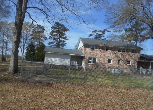 826 Fore Road Florence, SC 29506 - Photo 5 of 32 Gallery Image 5