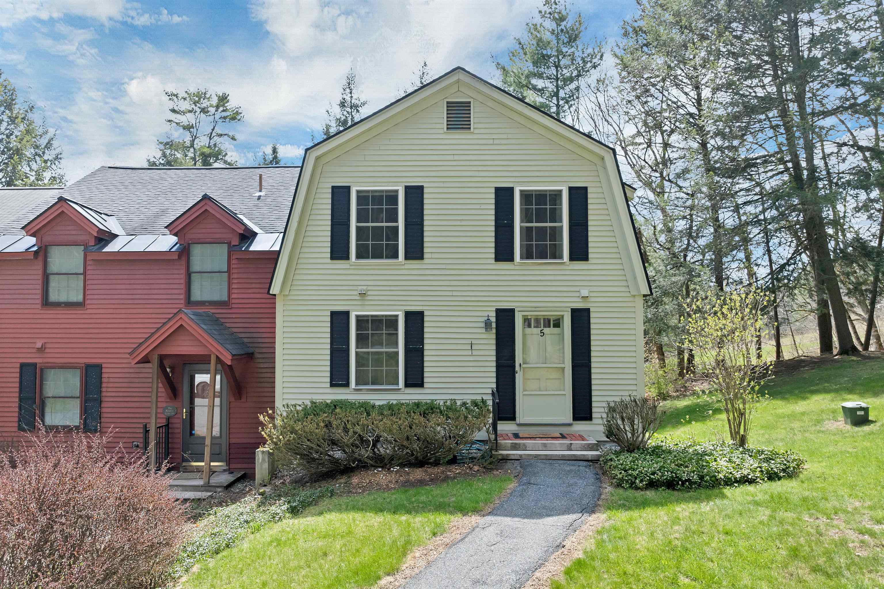 824 Hard Road, Unit A5 Hartford, VT 05059 - Photo 2 of 43
