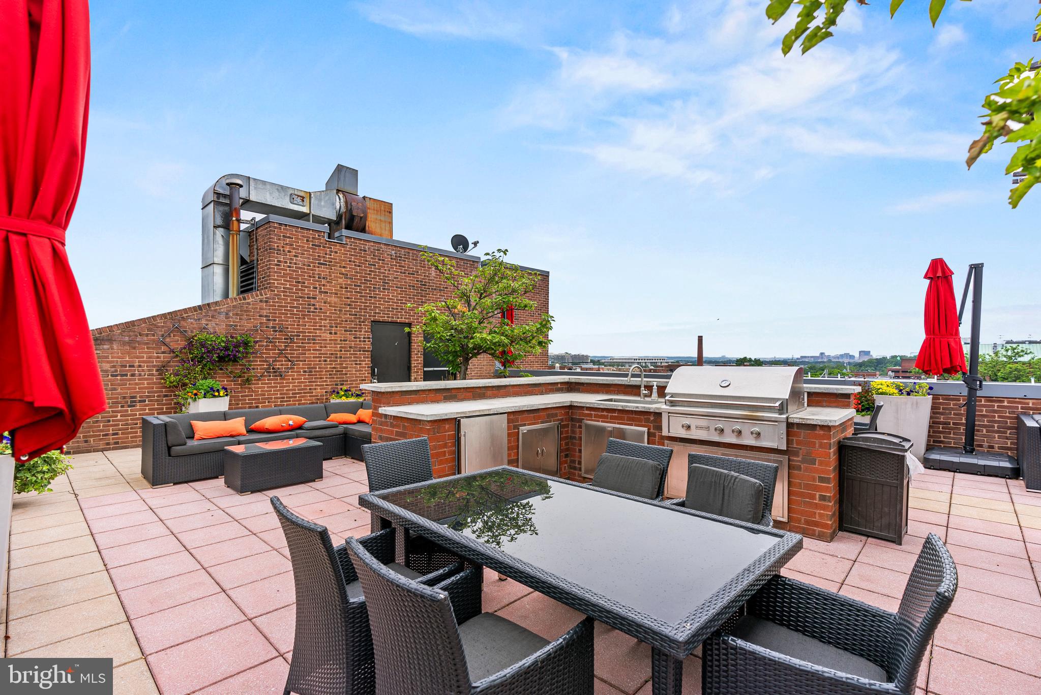 3251 Prospect Street Northwest, Unit 402 Washington, DC 20007 - Photo 31 of 36